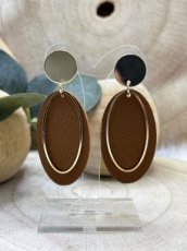 Brown oval gold